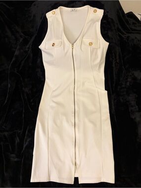 Sleeveless White Zip-Front Dress with Gold Buttons. FIRM ON PRICE.